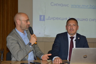 Среща на директора на дирекция „Вътрешна сигурност“ – МВР, с курсанти от факултет „Полиция“ се проведе в АМВР
