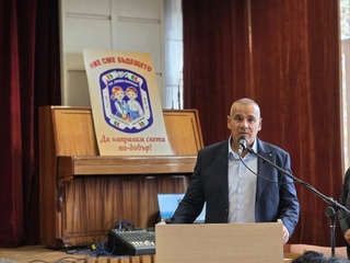 В Първо основно училище „Никола Първанов“ гр. Лом тържествено бе открито Детско полицейско управление