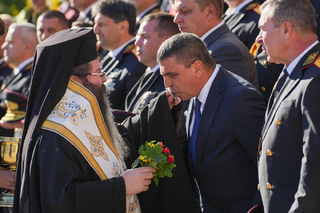 Министър Илков: Мисията ни е да защитаваме българските граждани