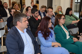 830 полицейски служители са обучени за реакция при случаи на домашно насилие