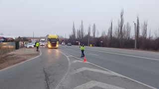 Засилени проверки на товарни автомобили и автобусите