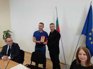 Служители на МВР наградени от Националния съюз на ключарите в България