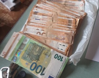 Задържани са измамник и муле, съпричастни към телефонни измами в Гърция
