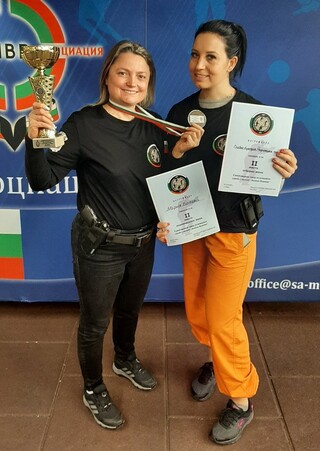 Две втори места за ГДНП на Републиканския турнир по стрелба с боен пистолет