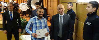 Връчени бяха дипломите на задочно завършилите АМВР, випуск 2017-2021 г.
