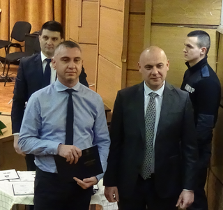 Връчени бяха дипломите на задочно завършилите АМВР, випуск 2017-2021 г.