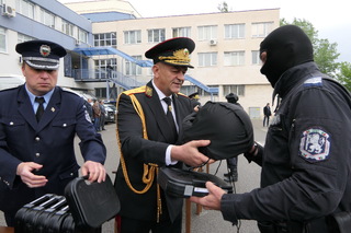Министър Маринов: Наша отговорност е да се грижим за живота и здравето на служителите си, които ежедневно са на терен и защитават хората и закона  