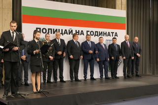 Министър Маринов: Благодаря на колегите, избрали да служат на обществото и на страната на закона  