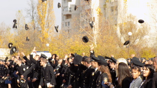 Курсантите и студентите от Випуск 2018 на АМВР получиха своите дипломи  