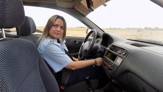 Зрелостници получиха безплатен урок по безопасно шофиране