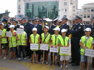 Министър Бъчварова: Стойността на ежедневните ви победи срещу нарушителите е изключително голяма и важна за всички нас