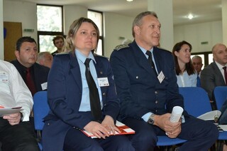 Подобряване на безопасността на движението по пътищата в населените места бе темата на международен семинар