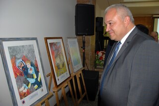 Министър Демерджиев поздрави победителите в международния конкурс за детска рисунка „С очите си видях бедата”
