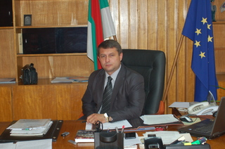 Ст.комисар Ангел Цанков честити празника на служителите на ОДМВР Хасково