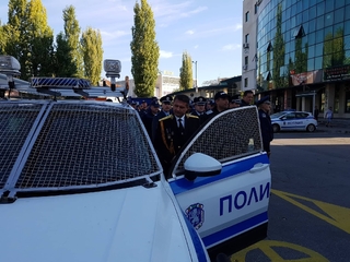 Ръководството на ОДМВР Хасково връчи 53 нови служебни автомобила