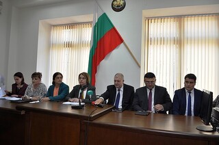 Контрабанда на наркотици за над 2 млн. лева задържаха митничари и полицаи