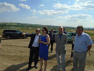 България започна строежа на временното възпрепятстващо съоръжение по Българо-Турската граница 