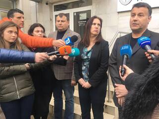 Задържан е 39-годишният мъж от Бобов дол, упражнил насилие над съпругата си