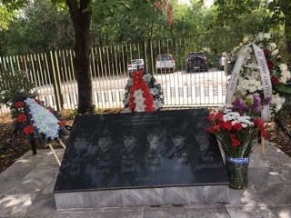 Поклон пред паметта на 6-мата загинали полицаи и пожарникари по време на изпълнение на служебните им задължения преди 24 години
