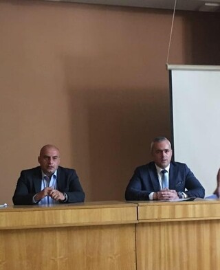 Днес директорът на ОДМВР ст. комисар Св. Григоров представи пред ръководния състав новия заместник-директор