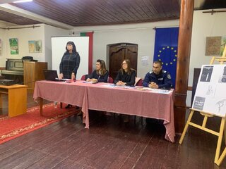 Международен ден за борба с насилието над жени