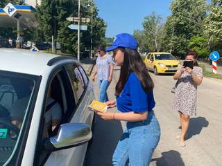 Деца призоваха водачите на моторни превозни средства за повишена бдителност на пътя по време на лятната ваканция