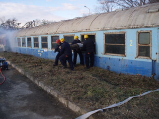Международният ден на доброволеца бе отбелязан с демонстративно занятие на тема "Пътно-транспортно произшествие с дерайлирала влакова композиция” 