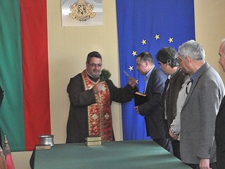128 библии бяха дарени на ОД МВР Монтана в навечерието на Великден