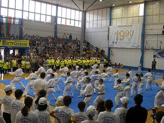  90 ученици от Детските полицейски управления от Монтана получиха дипломи