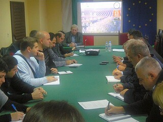 Полицаи от Монтана и Враца с инструктажи за здравословни и безопасни условия на труд при работа на територията на железопътната инфраструктура и в подвижни железопътни състави 