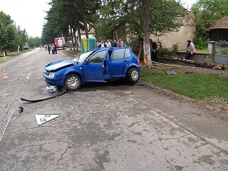 Двама пътници в лек автомобил загинаха при пътно-транспортно произшествие в с. Сталийска махала, общ. Лом