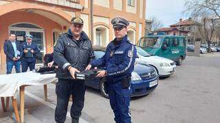 Ново въоръжение и оборудване за пазарджишки полицаи